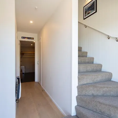 Fantastic 4 Bdr Home, Ac, Wifi, Coffee Machine Queenstown Exterior photo