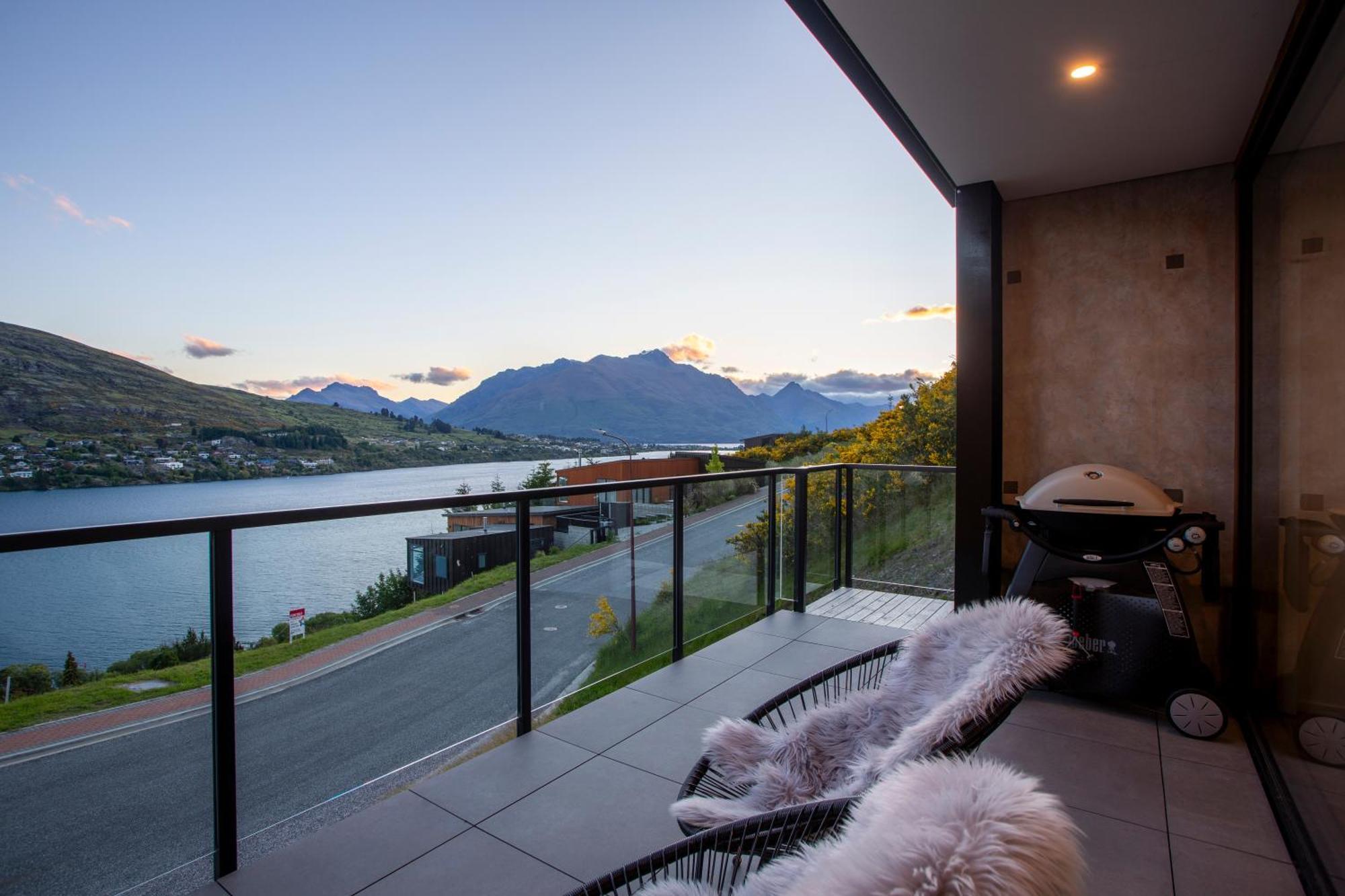 Holiday home Fantastic 4 Bdr Home, Ac, Wifi, Coffee Machine