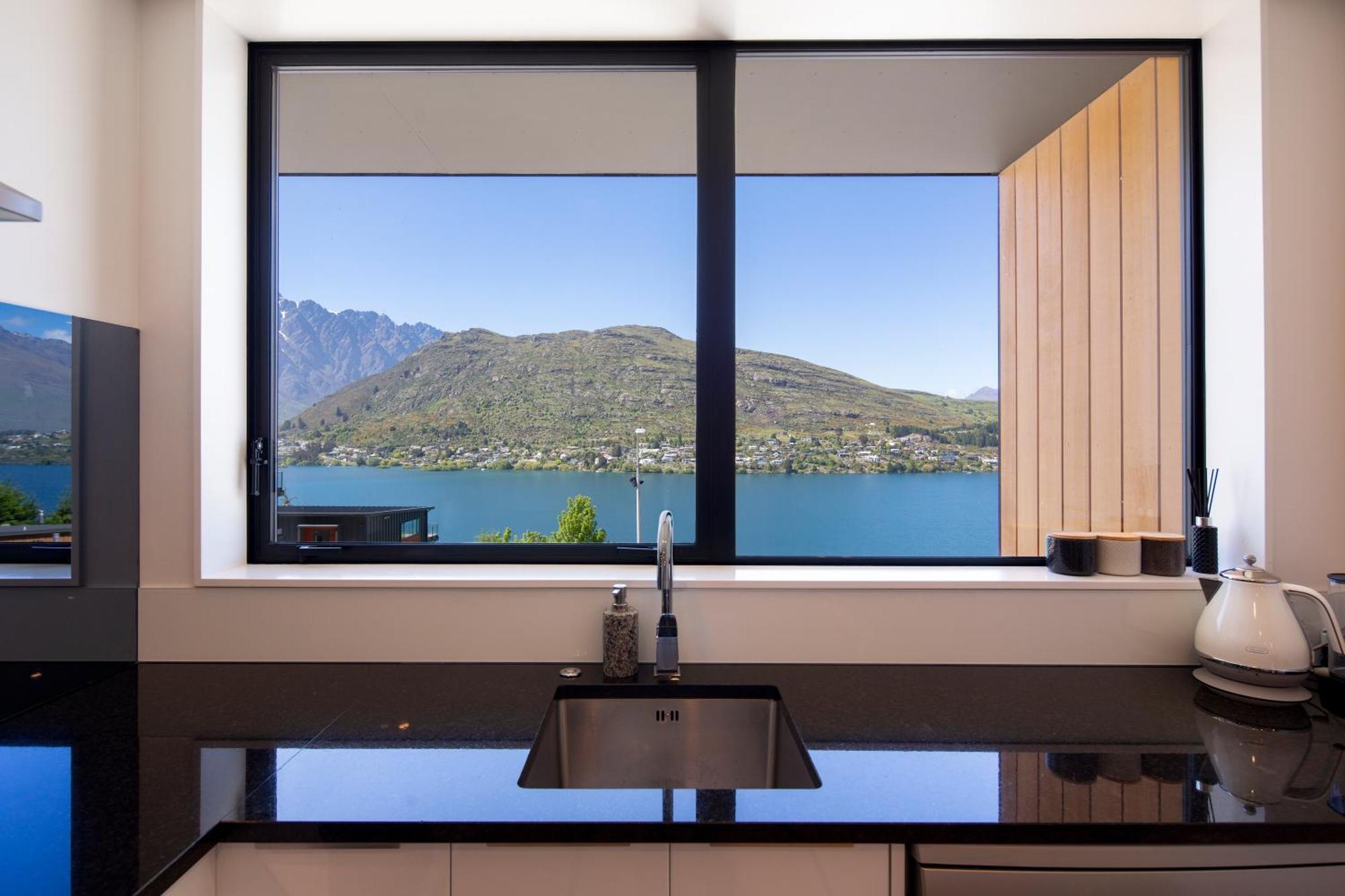 Ferienhaus Fantastic 4 Bdr Home, Ac, Wifi, Coffee Machine