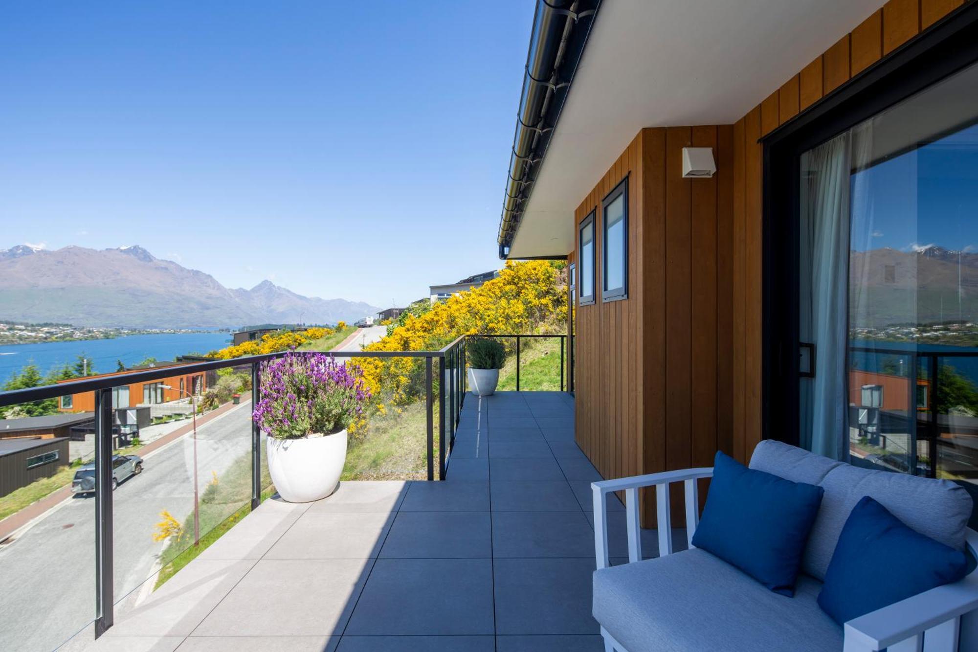 Fantastic 4 Bdr Home, Ac, Wifi, Coffee Machine *