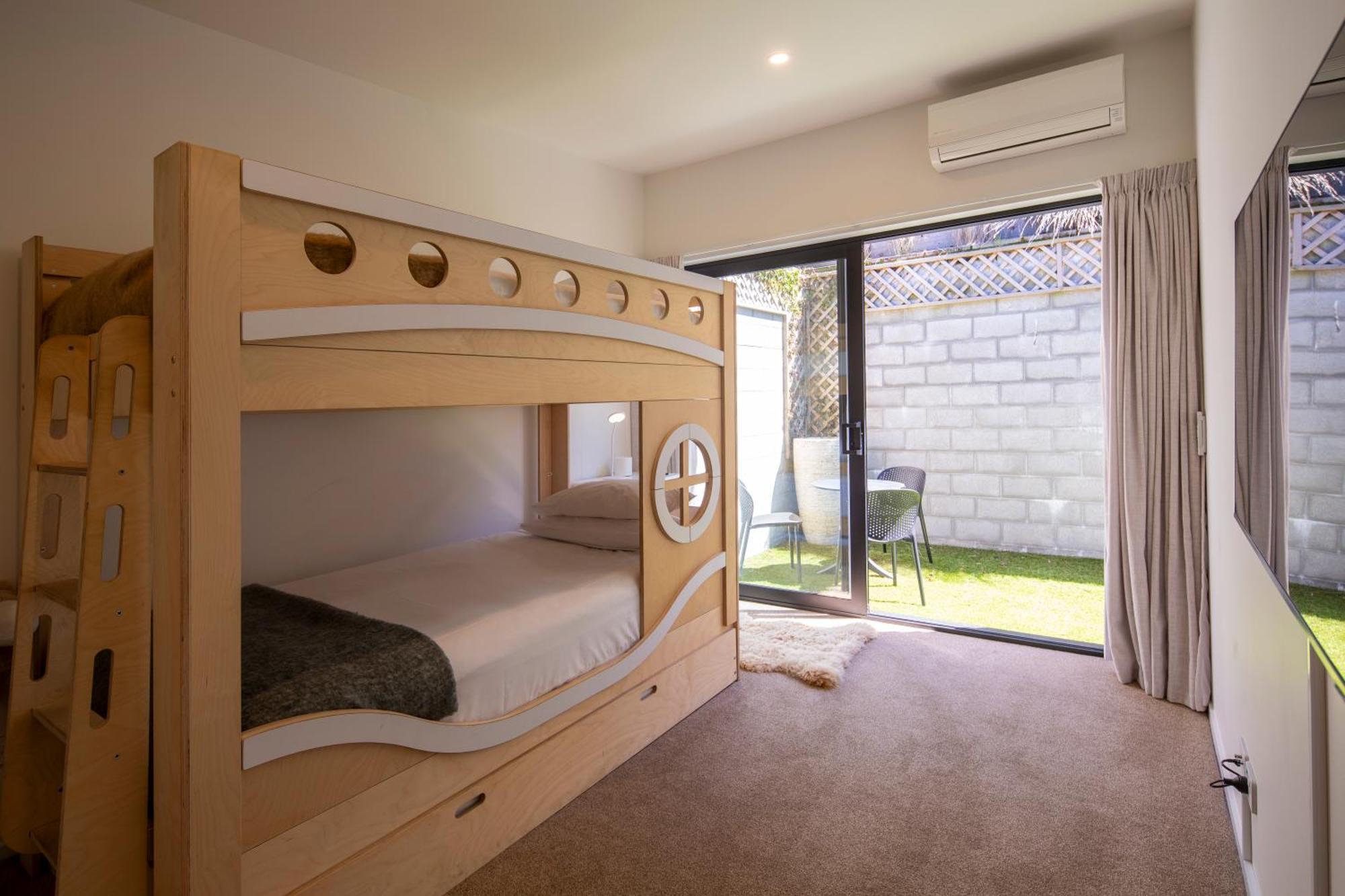 Fantastic 4 Bdr Home, Ac, Wifi, Coffee Machine
