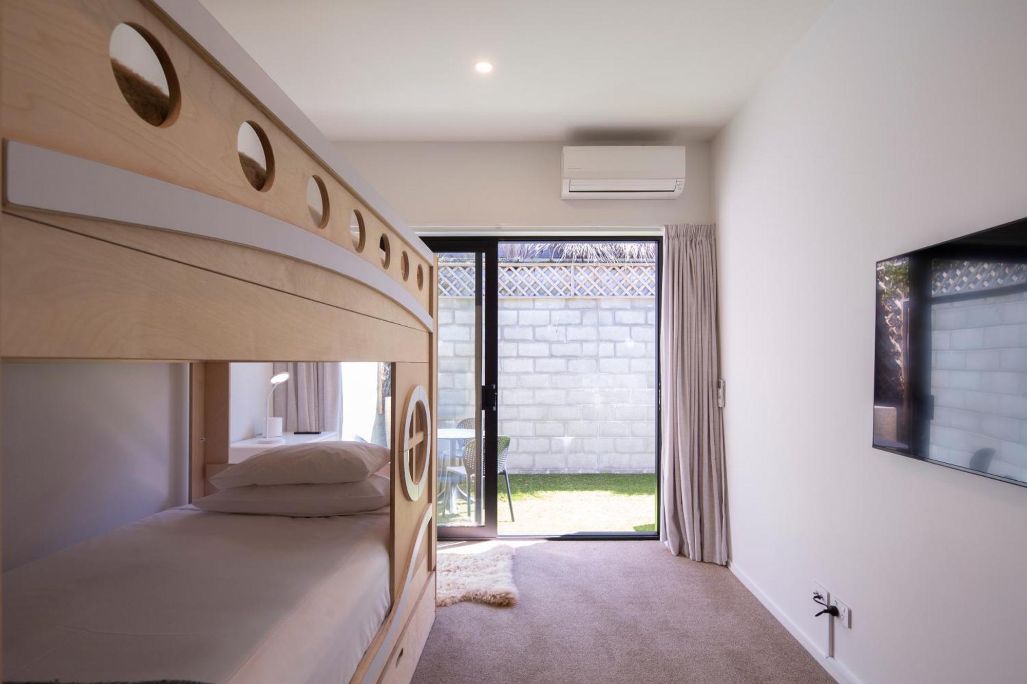 Fantastic 4 Bdr Home, Ac, Wifi, Coffee Machine Ferienhaus *